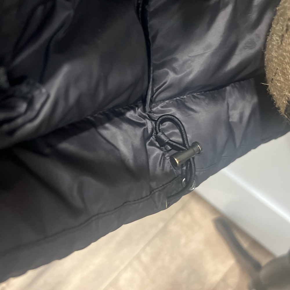 Men’s
Valence Giubbotto Moncler - Picture 4 of 8